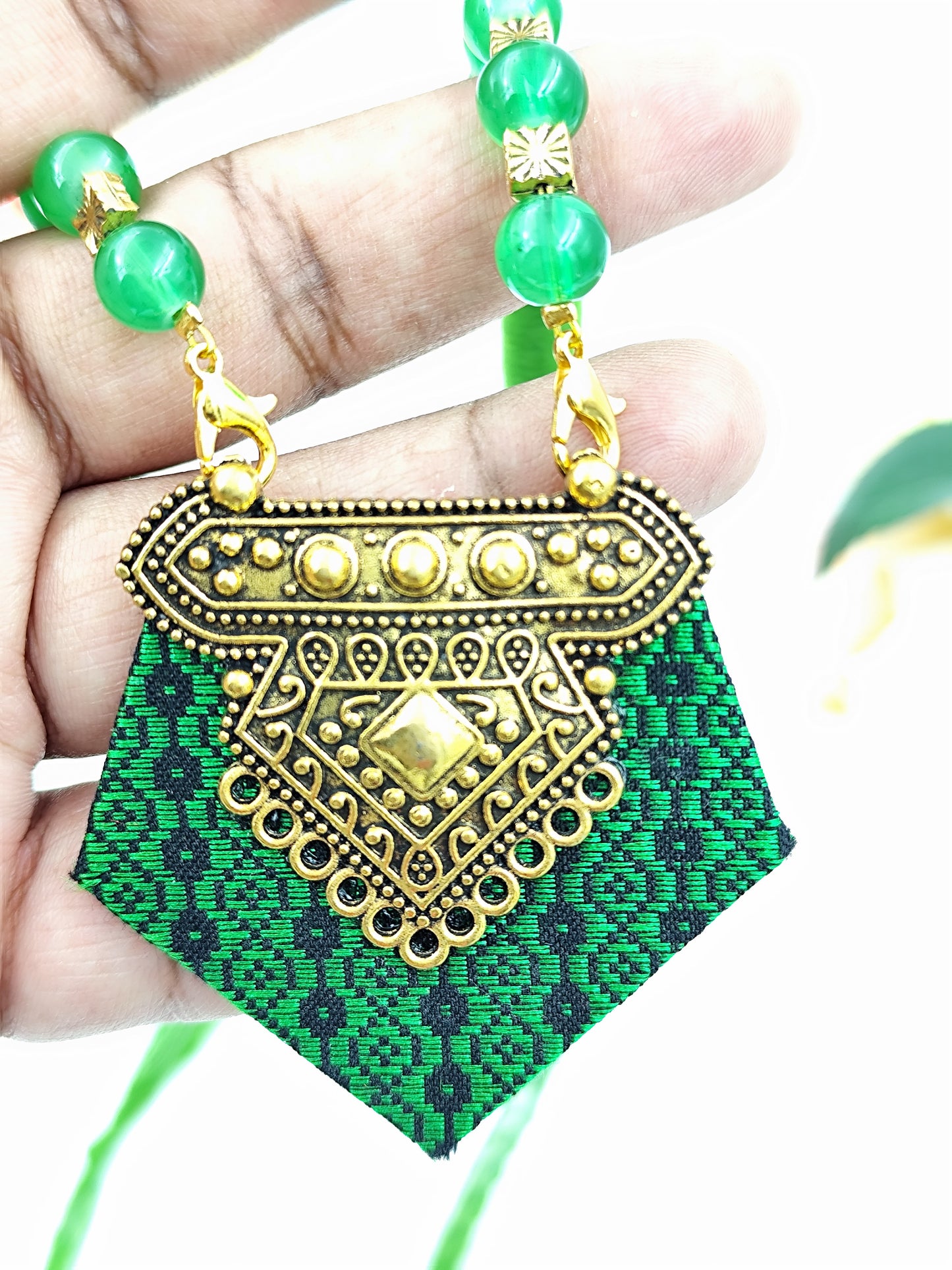 Khaan Fabric Set - Black & Green with Antique Golden Pendent & Earring Set