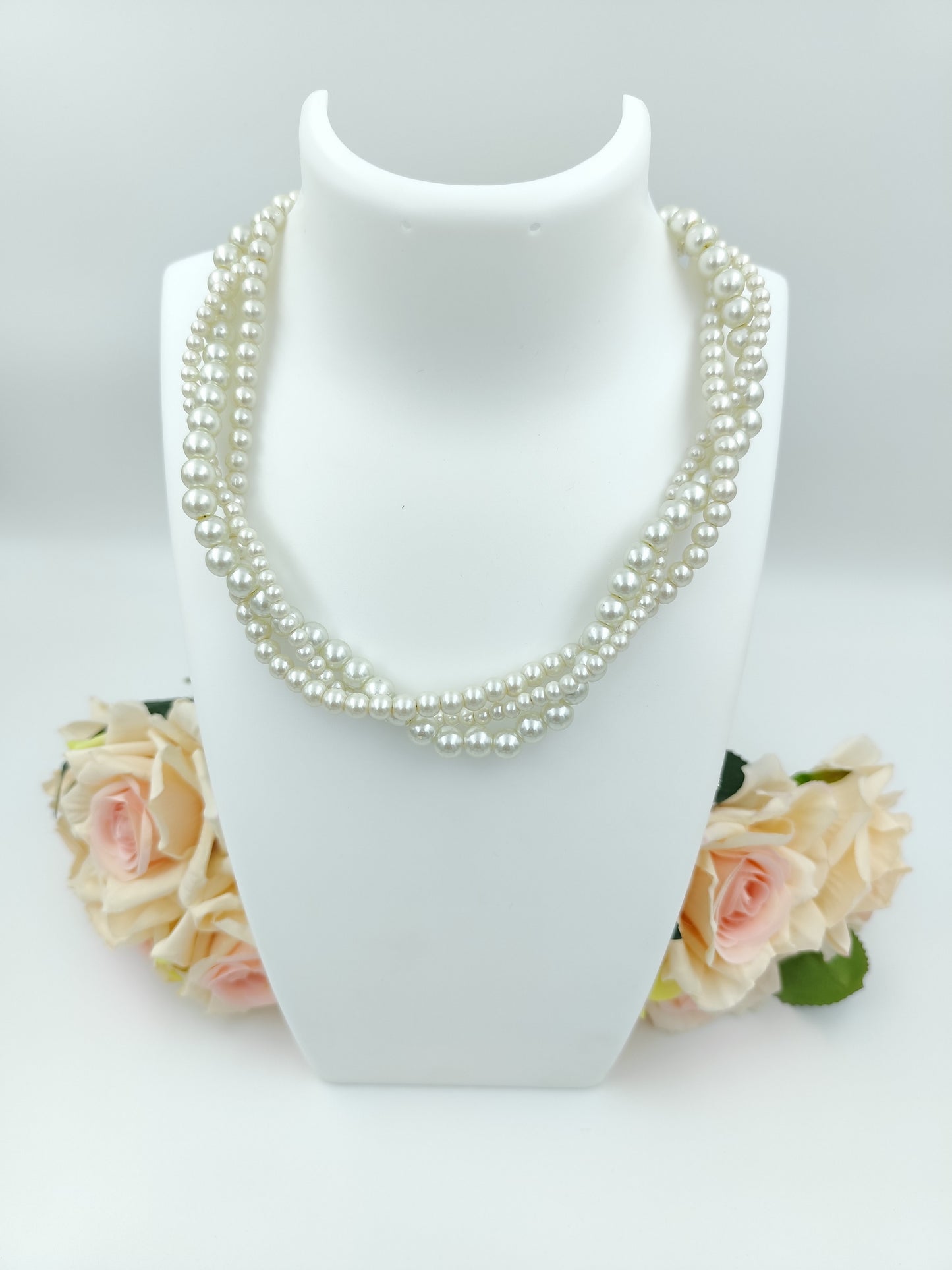 Pearl Necklace- Off-White Glass Pearl Choker Necklace