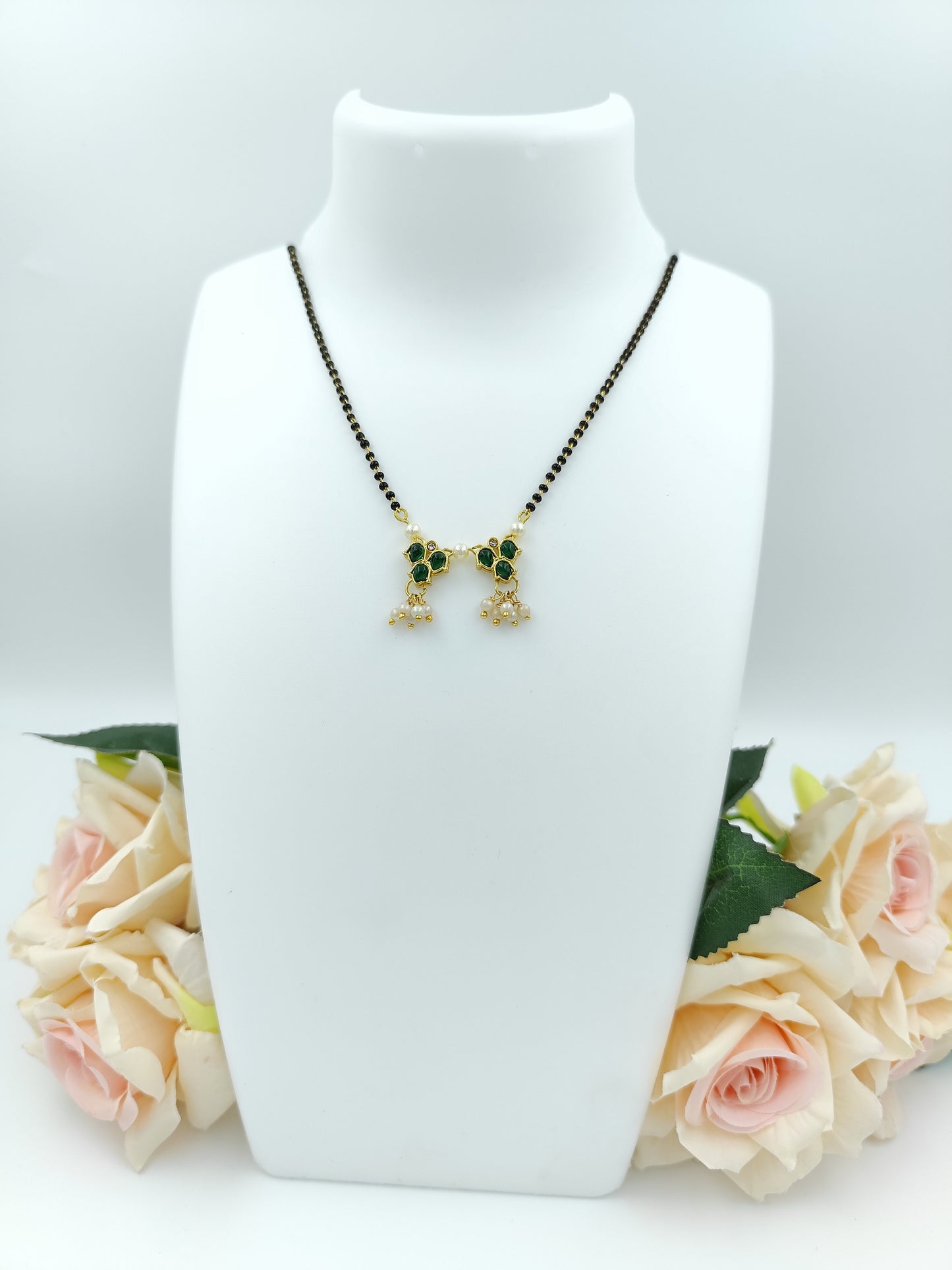 Short Mangalsutra - Single Layer with Stone Pendent & Pearl Details