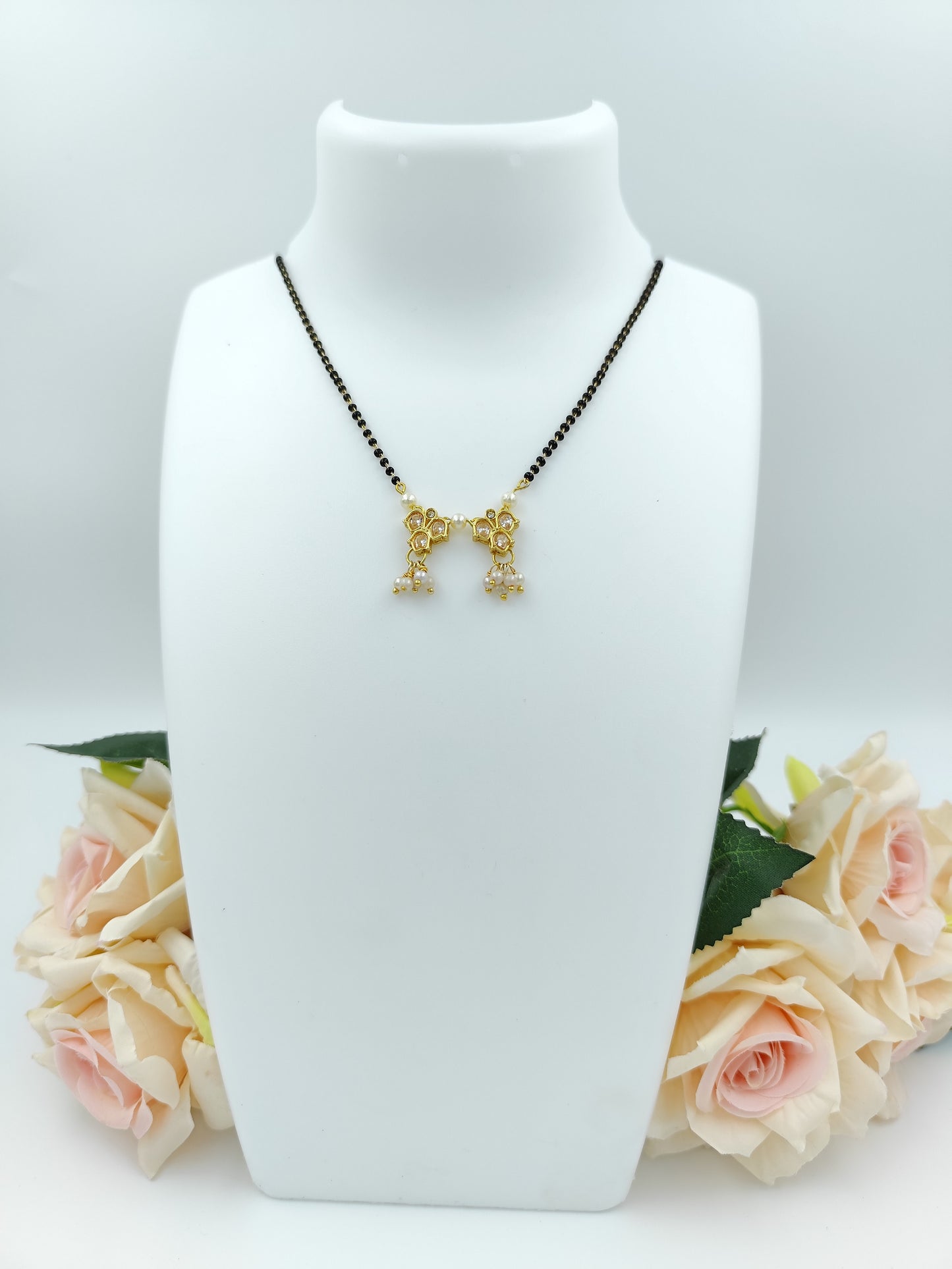 Short Mangalsutra - Single Layer with Stone Pendent & Pearl Details