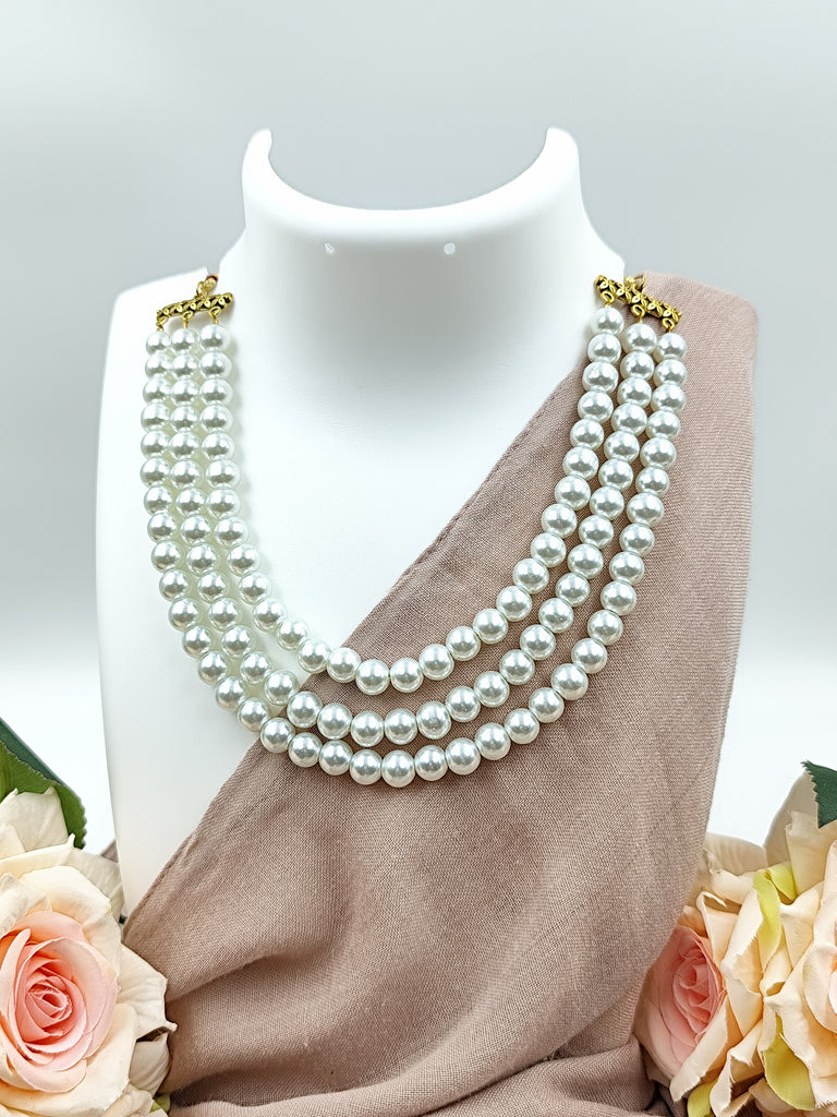 Three Layer Off-white Glass Pearl Short Necklace