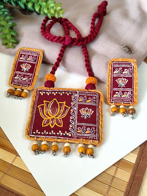 Maroon Hand Painted Lotus Motif Necklace set