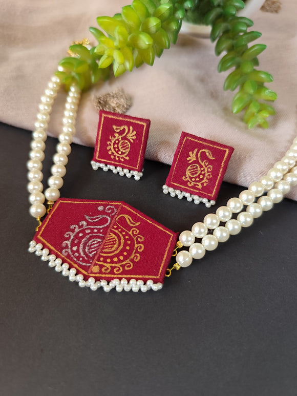 Maroon Hand-Painted Choker Necklace Set with Pearls Design 6
