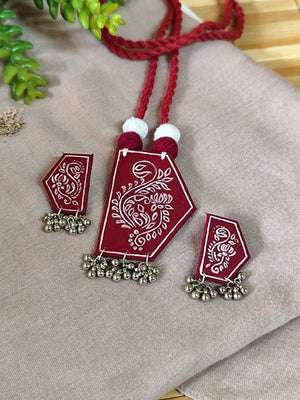 Maroon Hand painted Leaf Motif Necklace Set