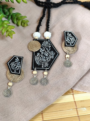 Black Hand painted Leaves Motif Necklace Set