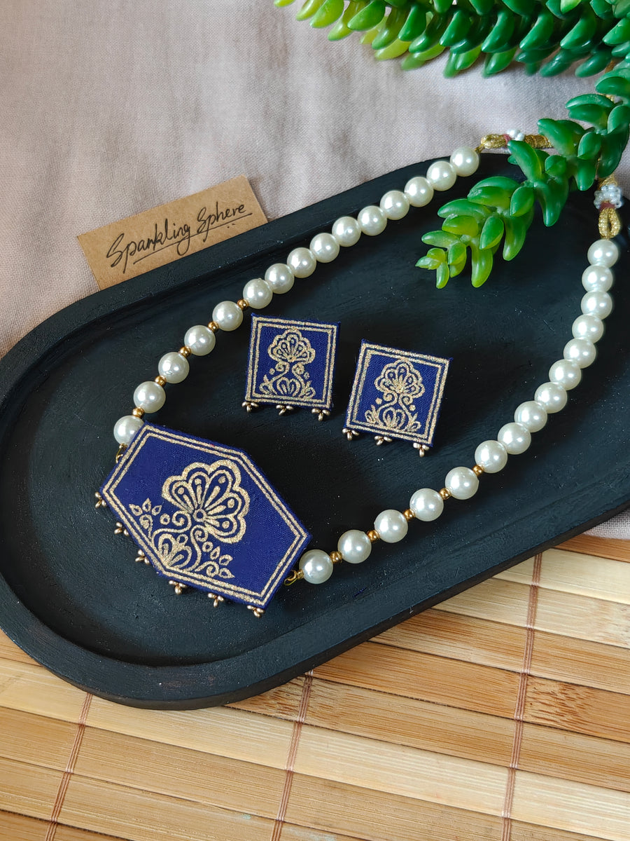 Navy Blue Hand-Painted Choker Necklace Set with Pearls Design 1