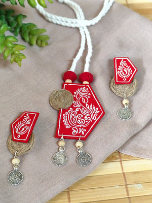 Red Hand painted Leaves Motif Necklace Set